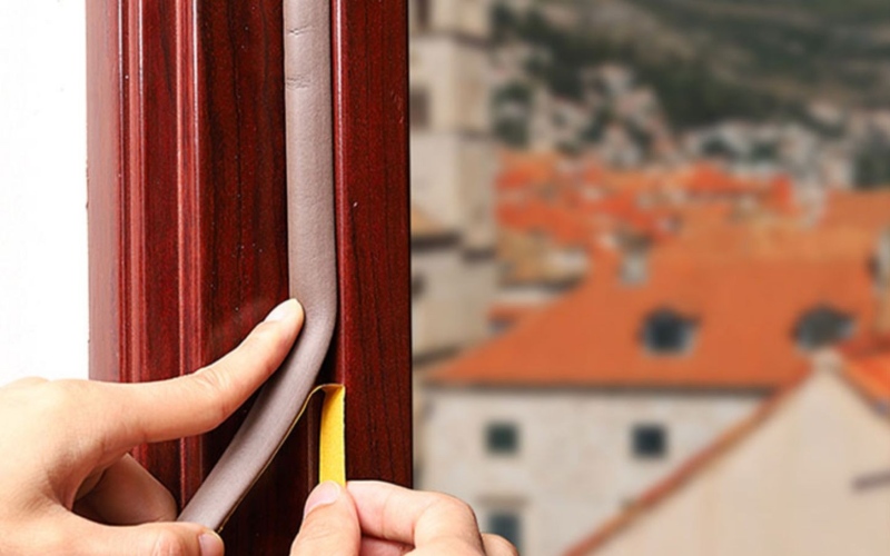 The Professional's Choice: Fiberglass Mesh Double-Sided Tape for Superior Door & Window Seals